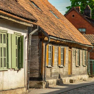 Old town of Kuldīga image 6