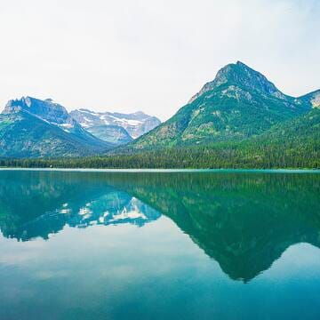 Waterton Glacier International Peace Park image 6