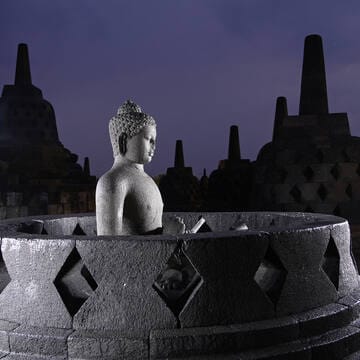 Borobudur Temple Compounds image 16