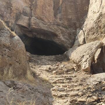 Prehistoric Sites of the Khorramabad Valley image 9