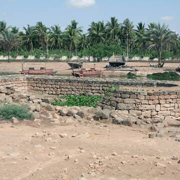 Land of Frankincense image 17