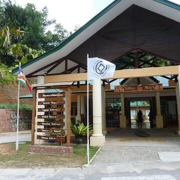 Vallée de Mai Nature Reserve image 16