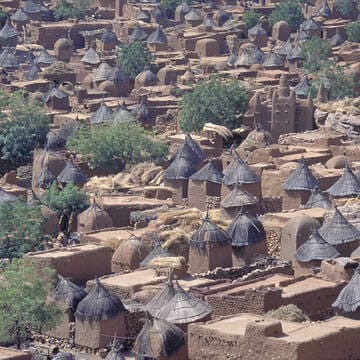 Cliff of Bandiagara (Land of the Dogons) image 2