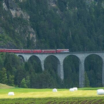 Rhaetian Railway in the Albula / Bernina Landscapes image 2